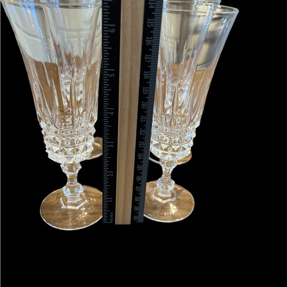These 4 champagne flutes would be great for a wedding,shower,special occasion - Picture 2 of 5